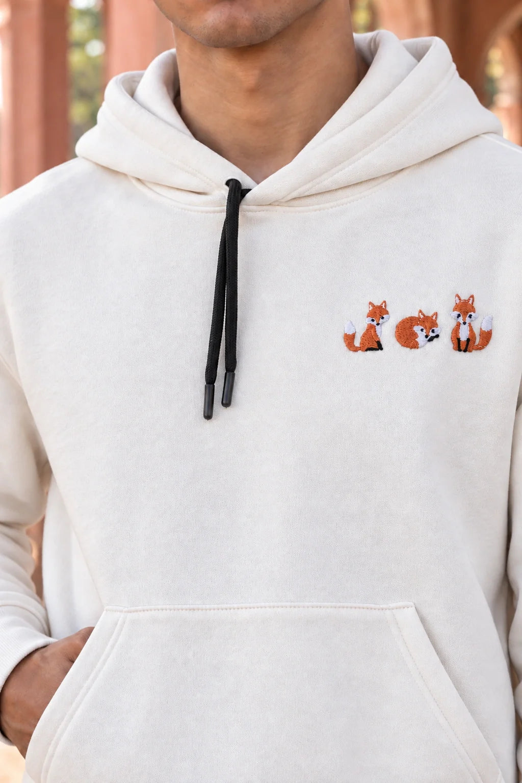 KLOVI Cream White Embroidered Hoodie