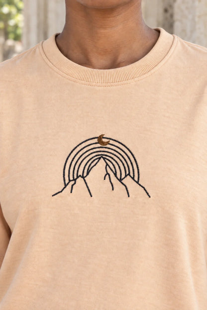 KLOVI Off-White Embroidered Tee 2